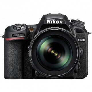 Nikon D7500 18-105mm 18-105 DSLR Fotoğraf Makinesi kullananlar yorumlar